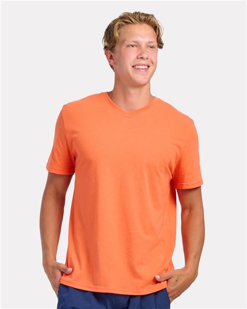 BM2204 Men's High V-Neck T-Shirt