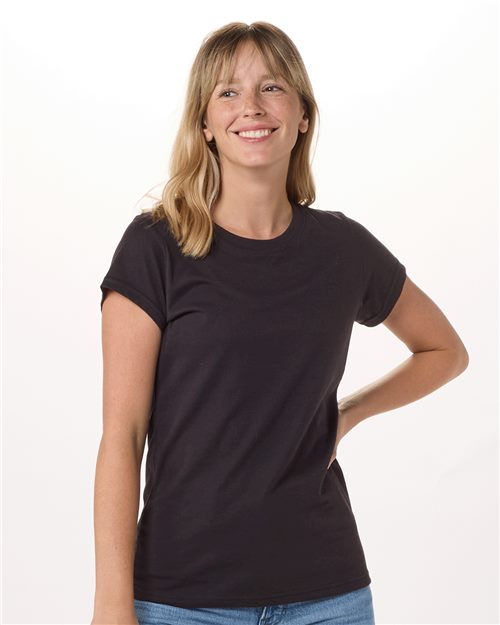 BW2104 Women's Essential T-shirt
