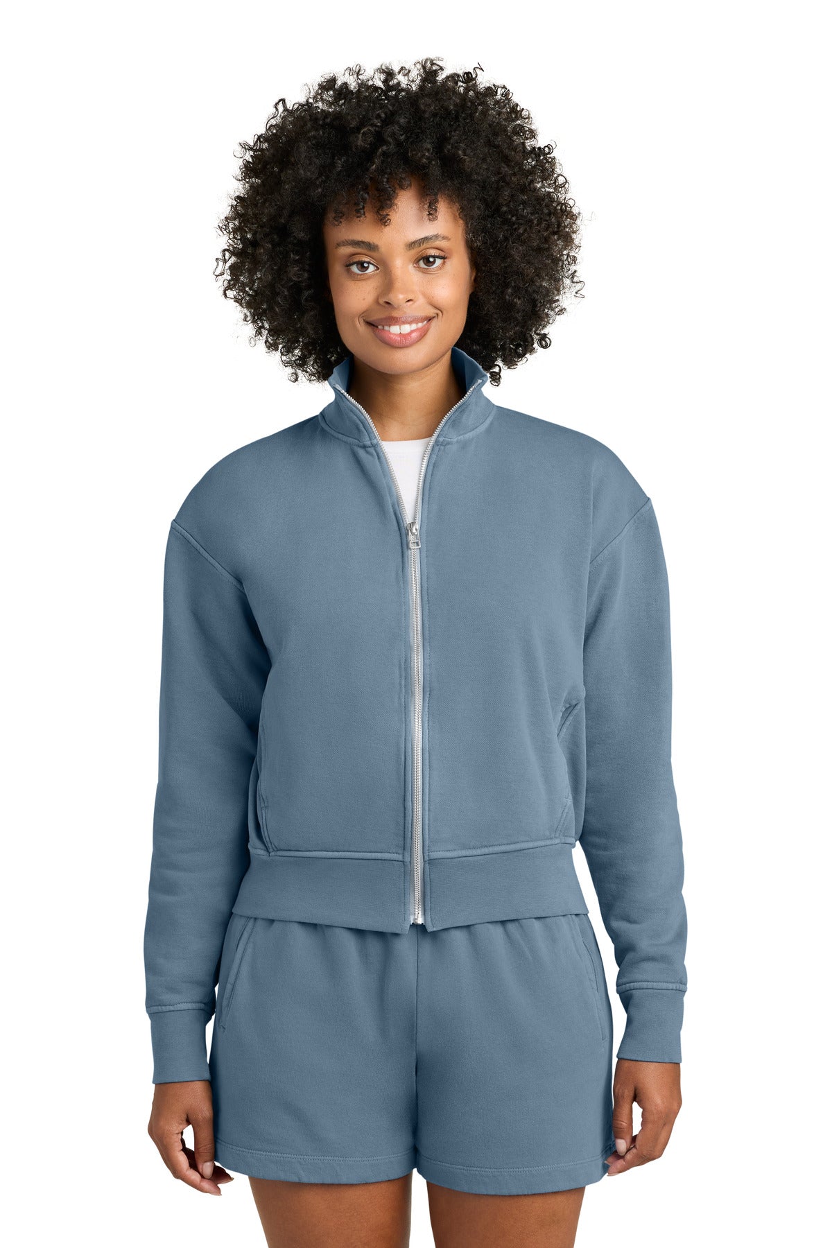 1570L_bluejean_model_front.jpg