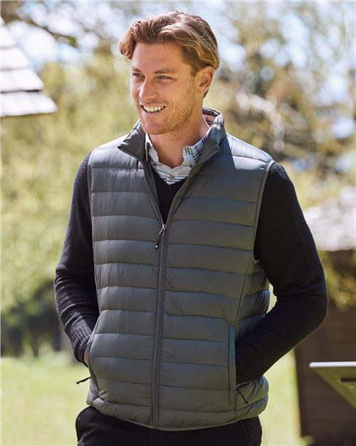 16700 Men's 32 Degrees Packable Down Vest