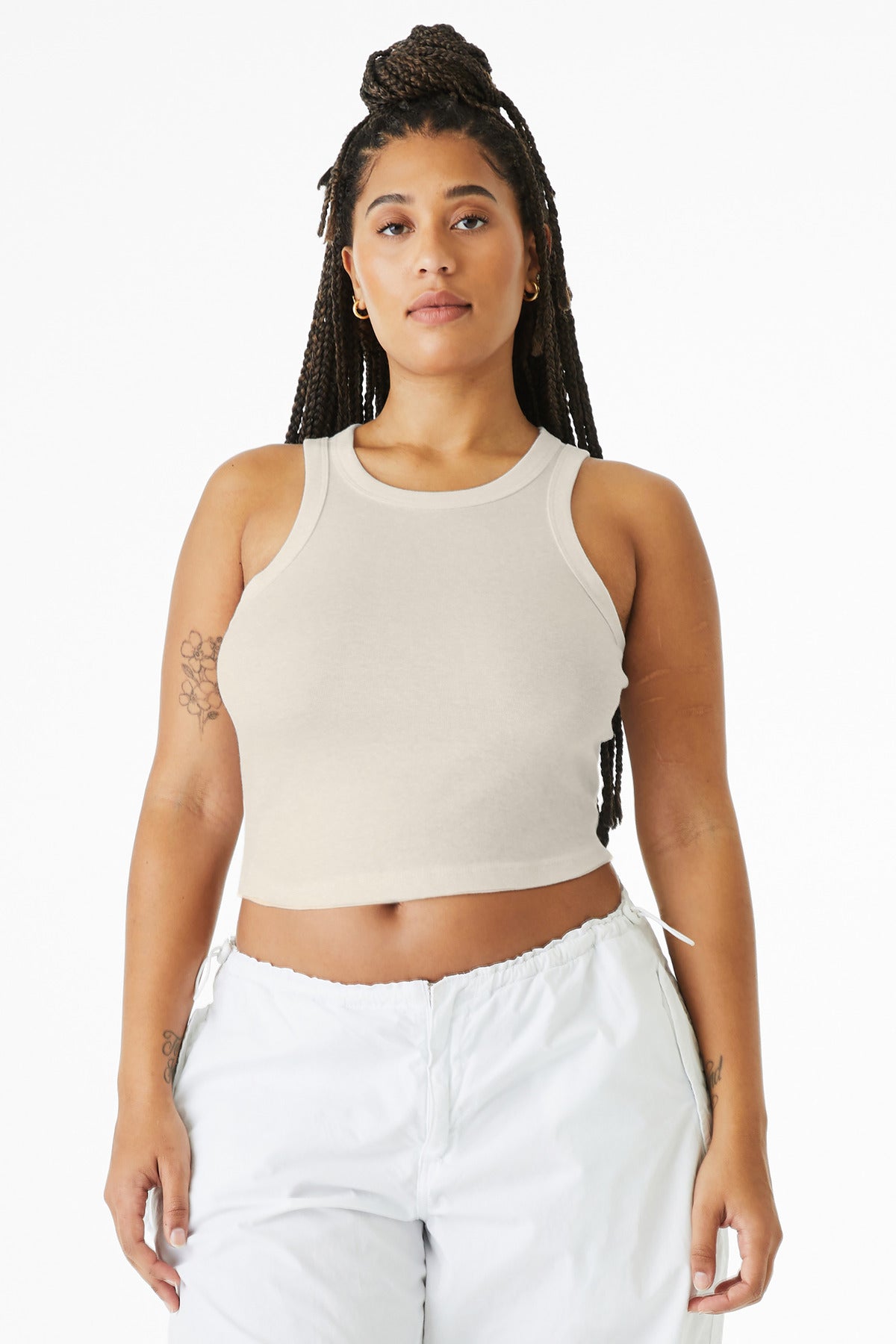 BC1019_solidnaturalblend_model_front.jpg