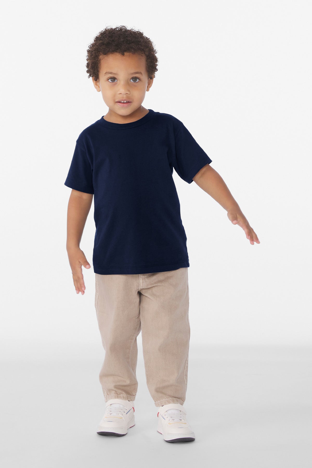 BC3001T_navy_model_front.jpg