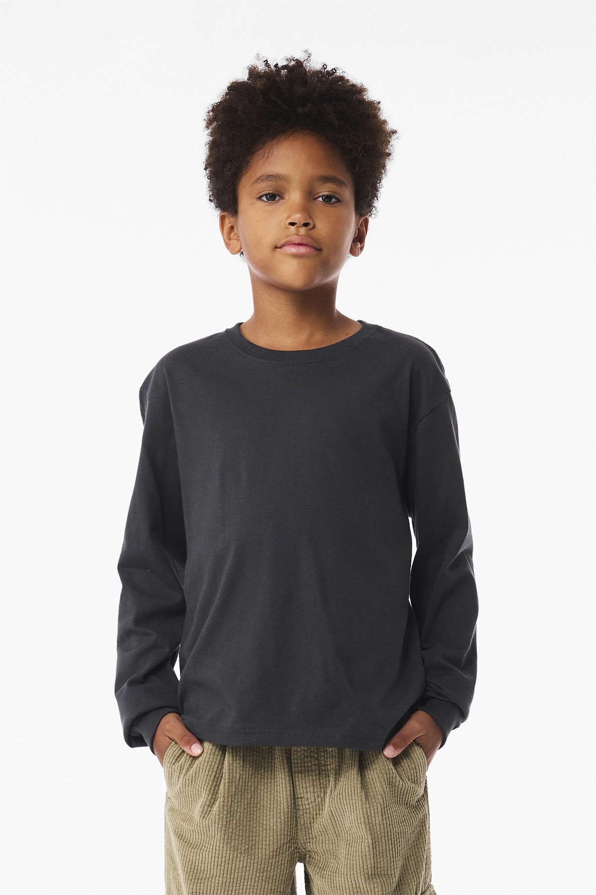 BC3511Y_darkgrey_model_front.jpg