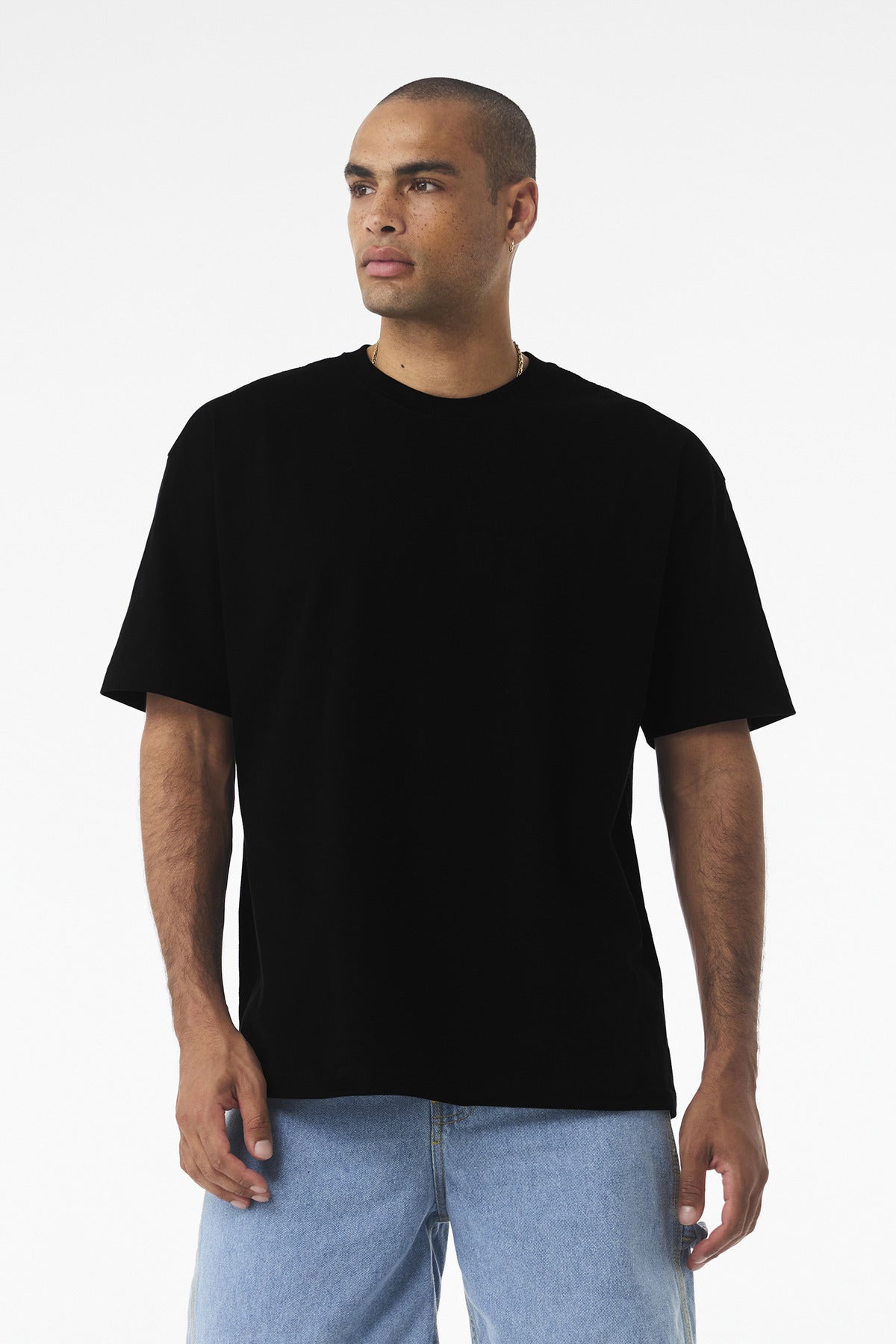 BC4610_black_model_front.jpg