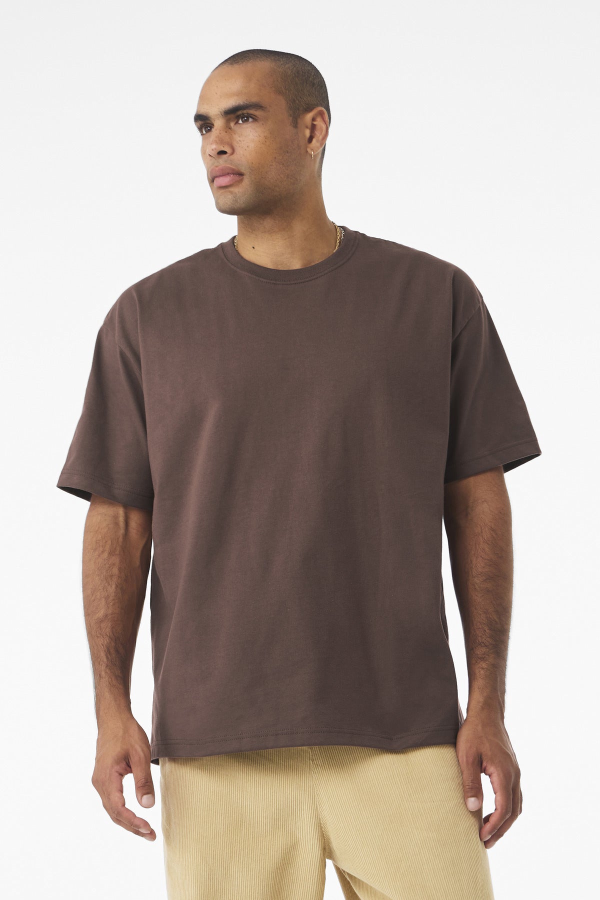 BC4610_cocoa_model_front.jpg