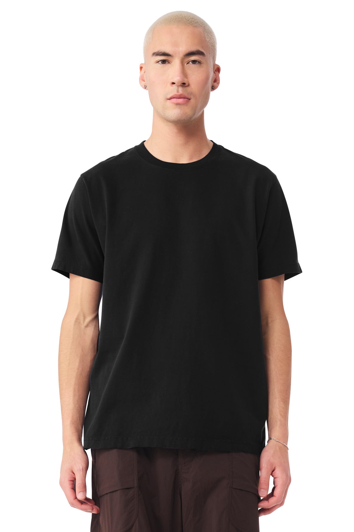 BC4810GD_black_model_front.jpg