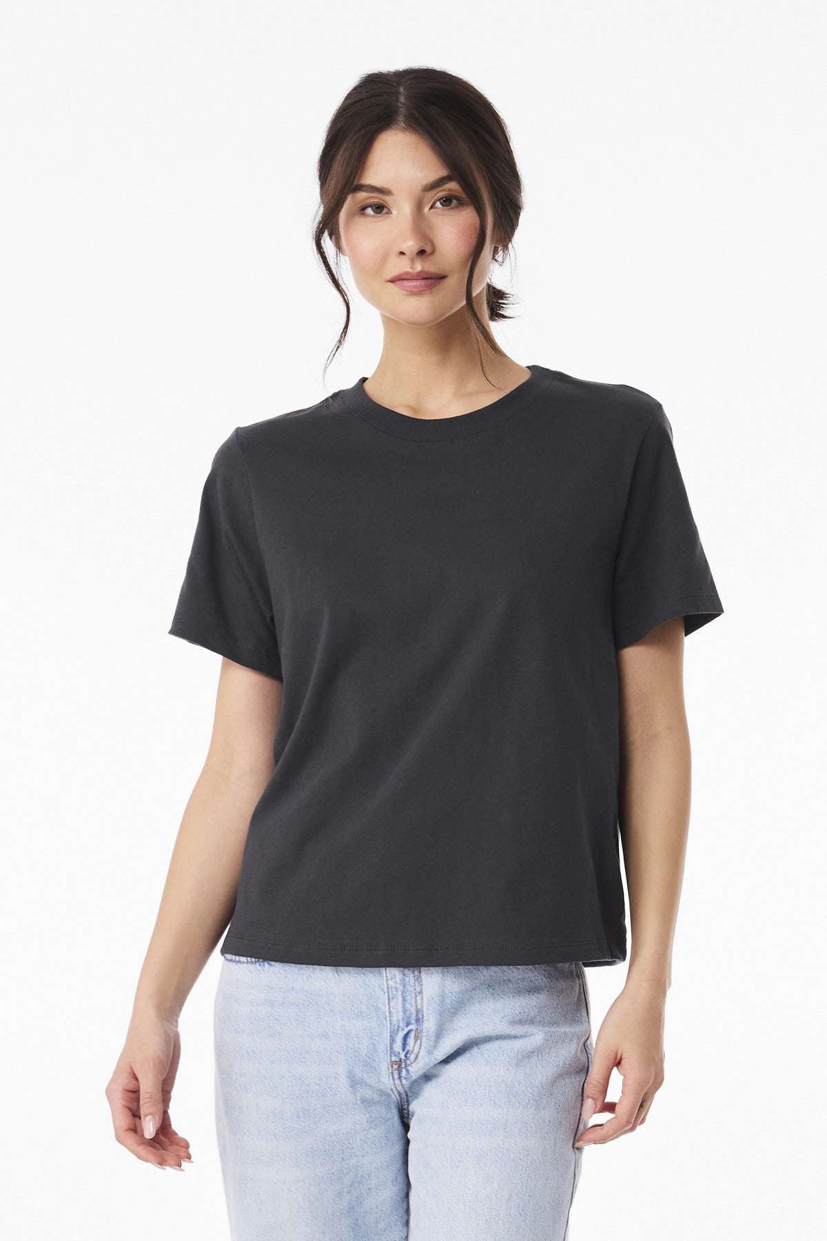 BC6110_darkgrey_model_front.jpg