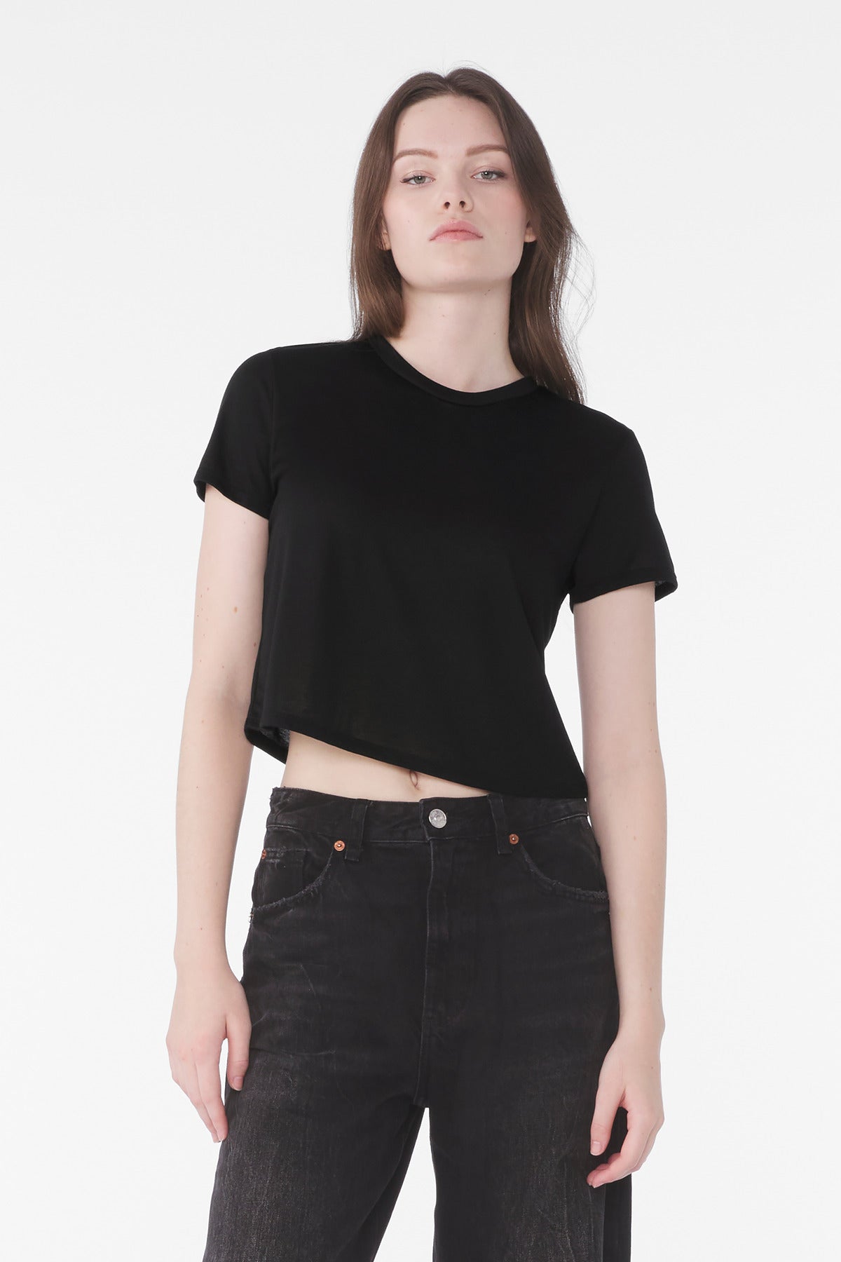 BC8882_black_model_front.jpg