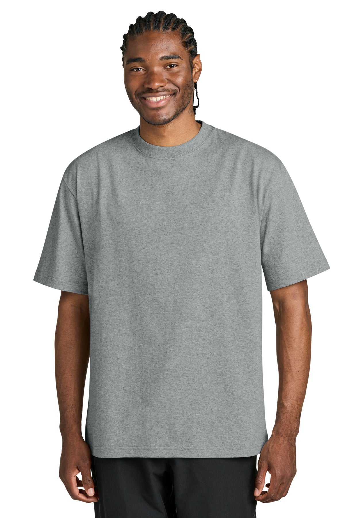 DT7075_lightheathergrey_model_front.jpg