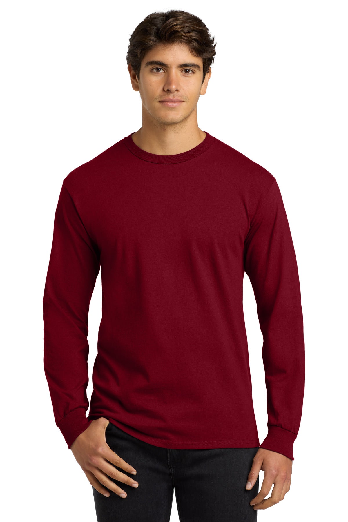 G2400_cardinalred_model_front.jpg