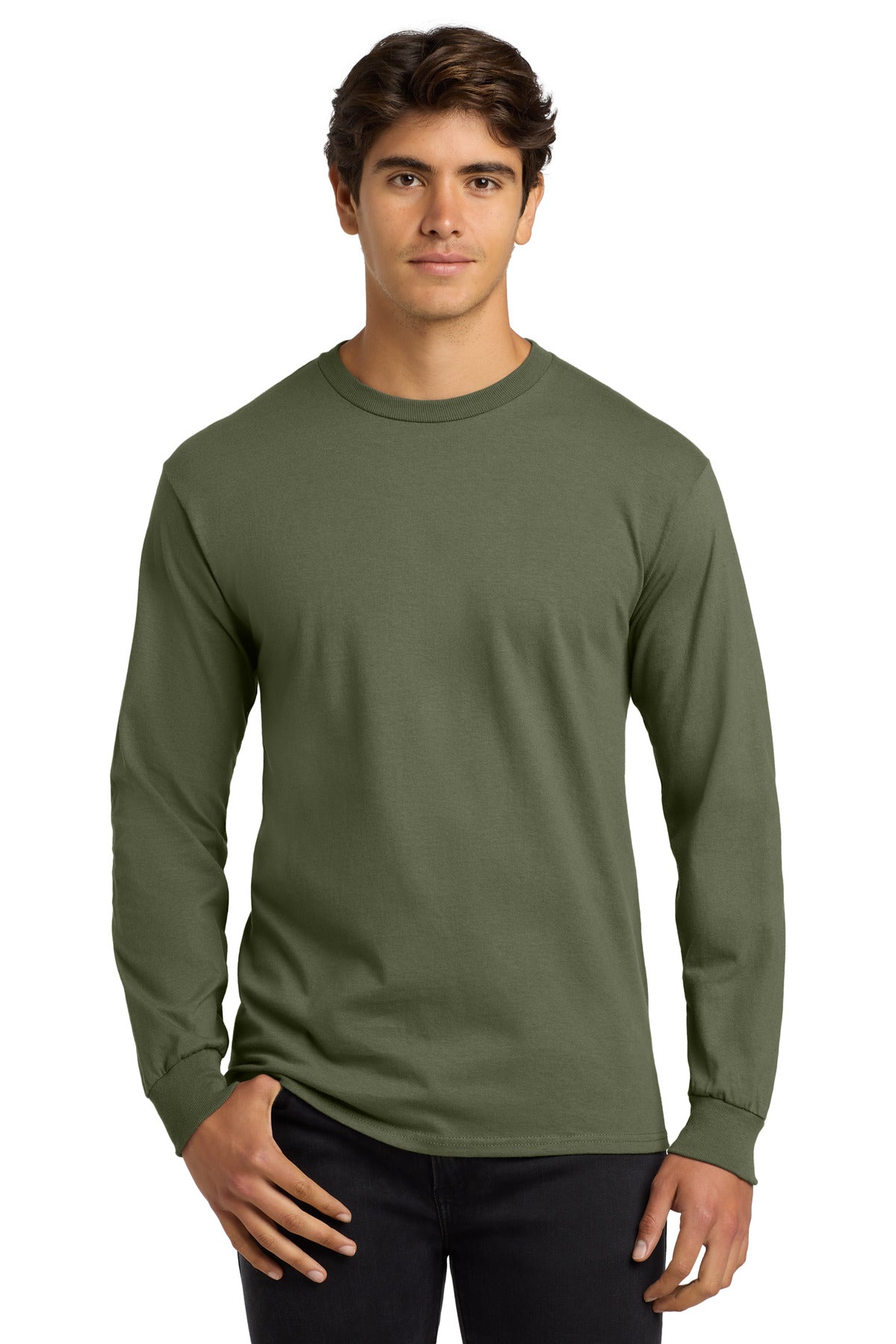 G2400_militarygreen_model_front.jpg