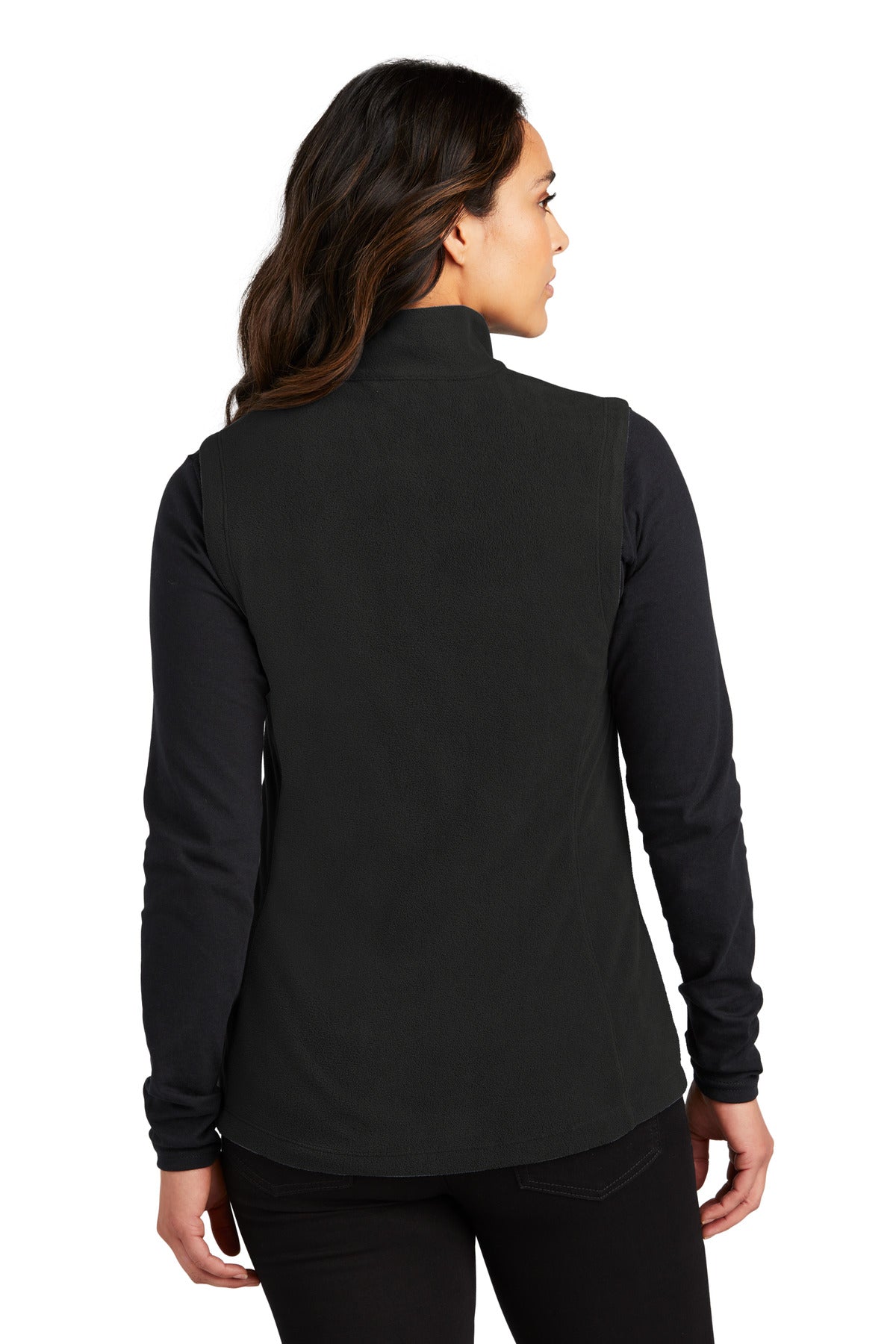L152_black_model_back.jpg
