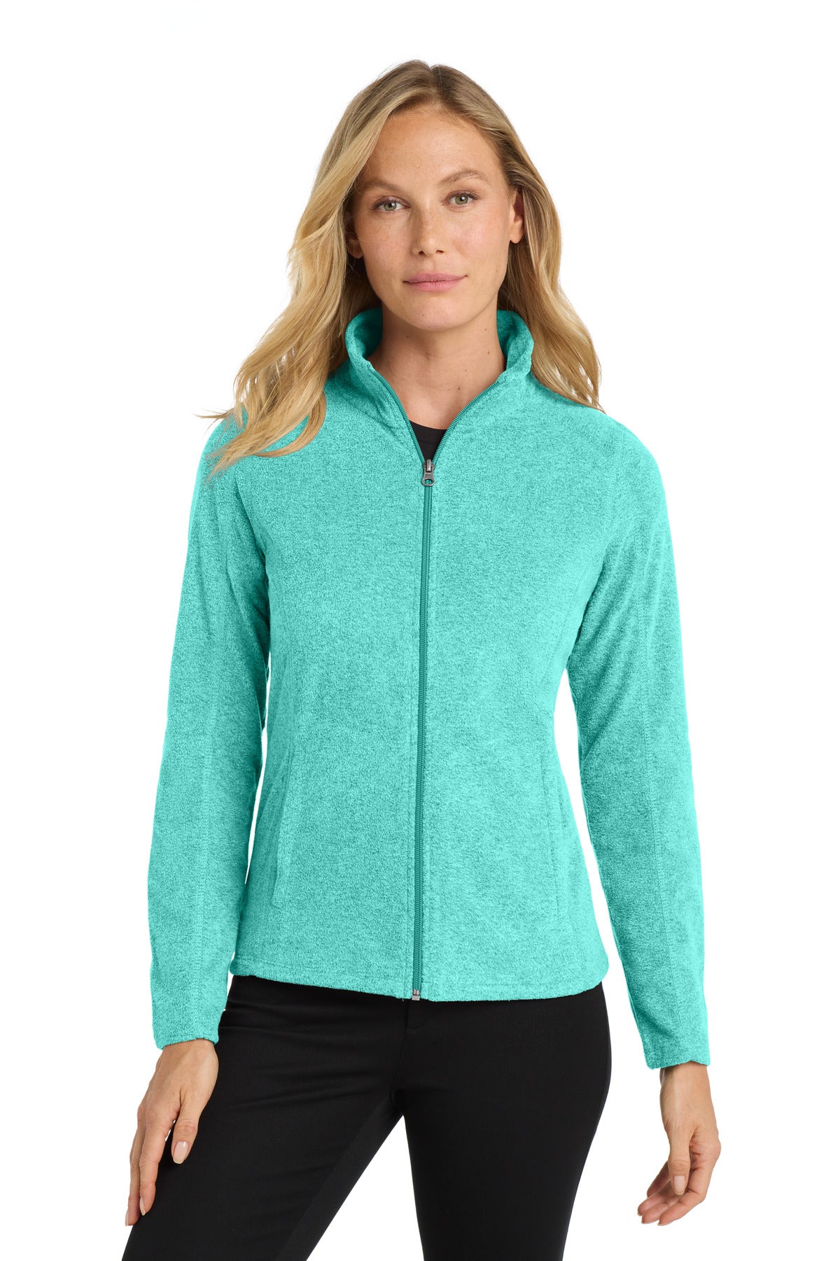 L235_aquagreenheather_model_front.jpg