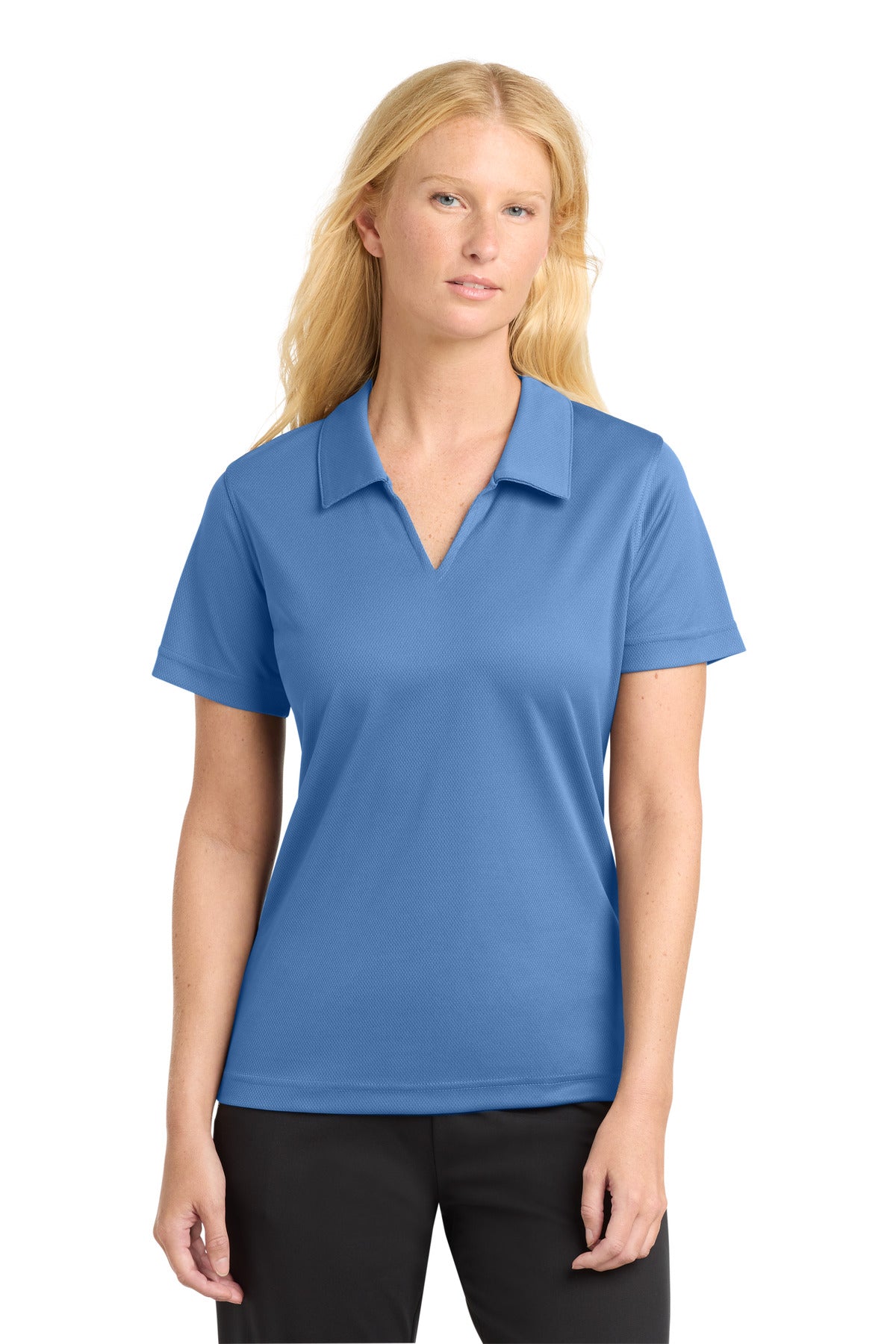 L469_blueberry_model_front.jpg