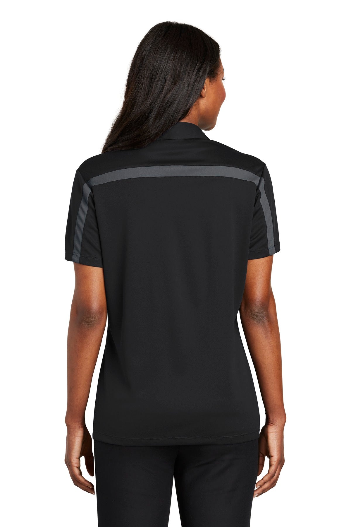 L547_blacksteelgrey_model_back_032018.jpg