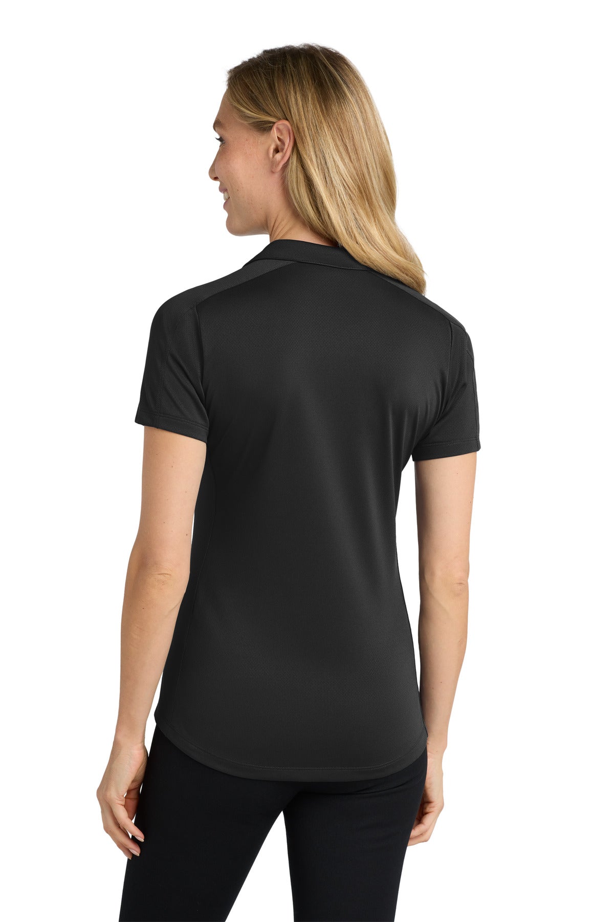 L569_black_model_back.jpg