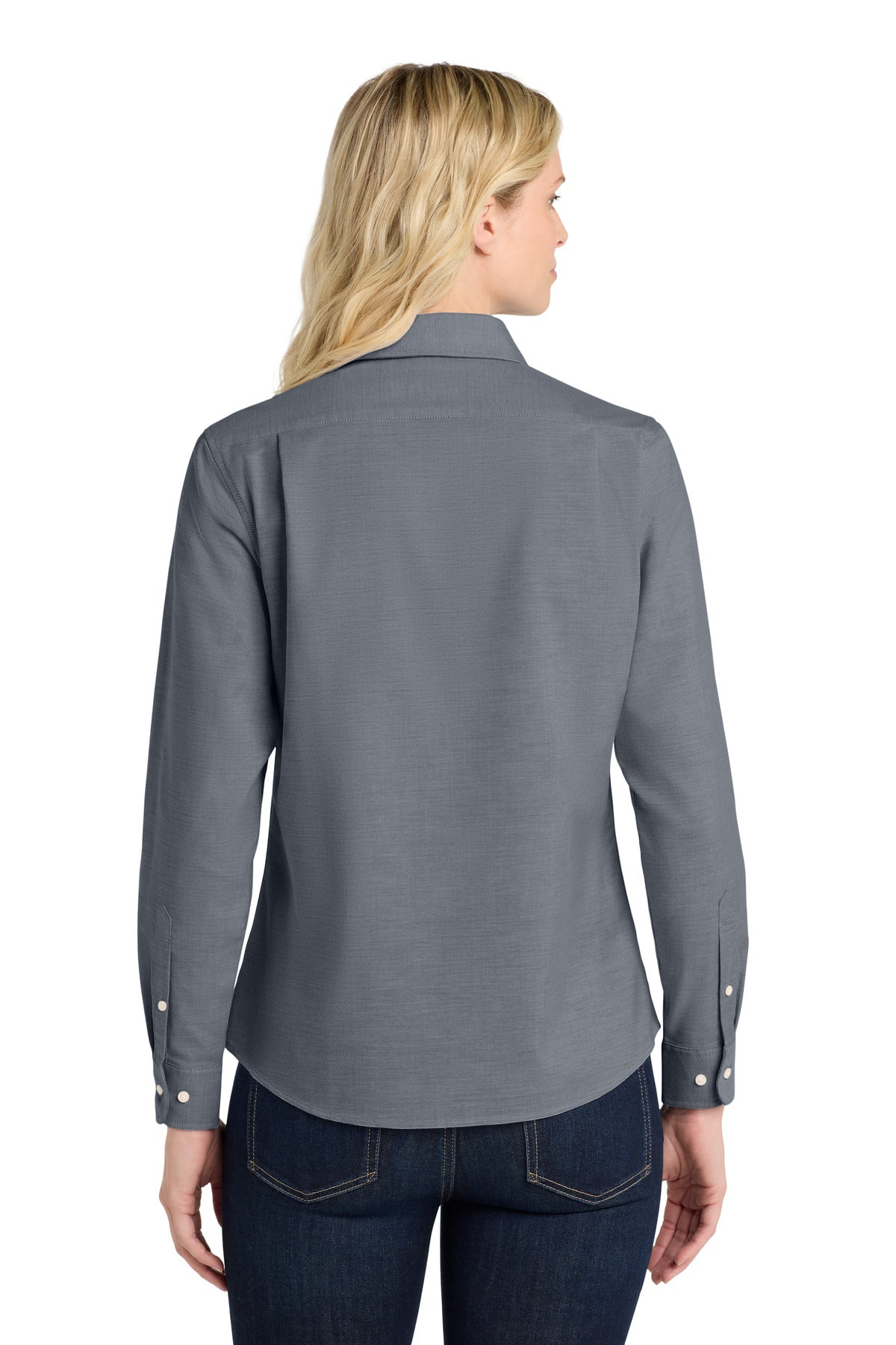 L658_black_model_back.jpg