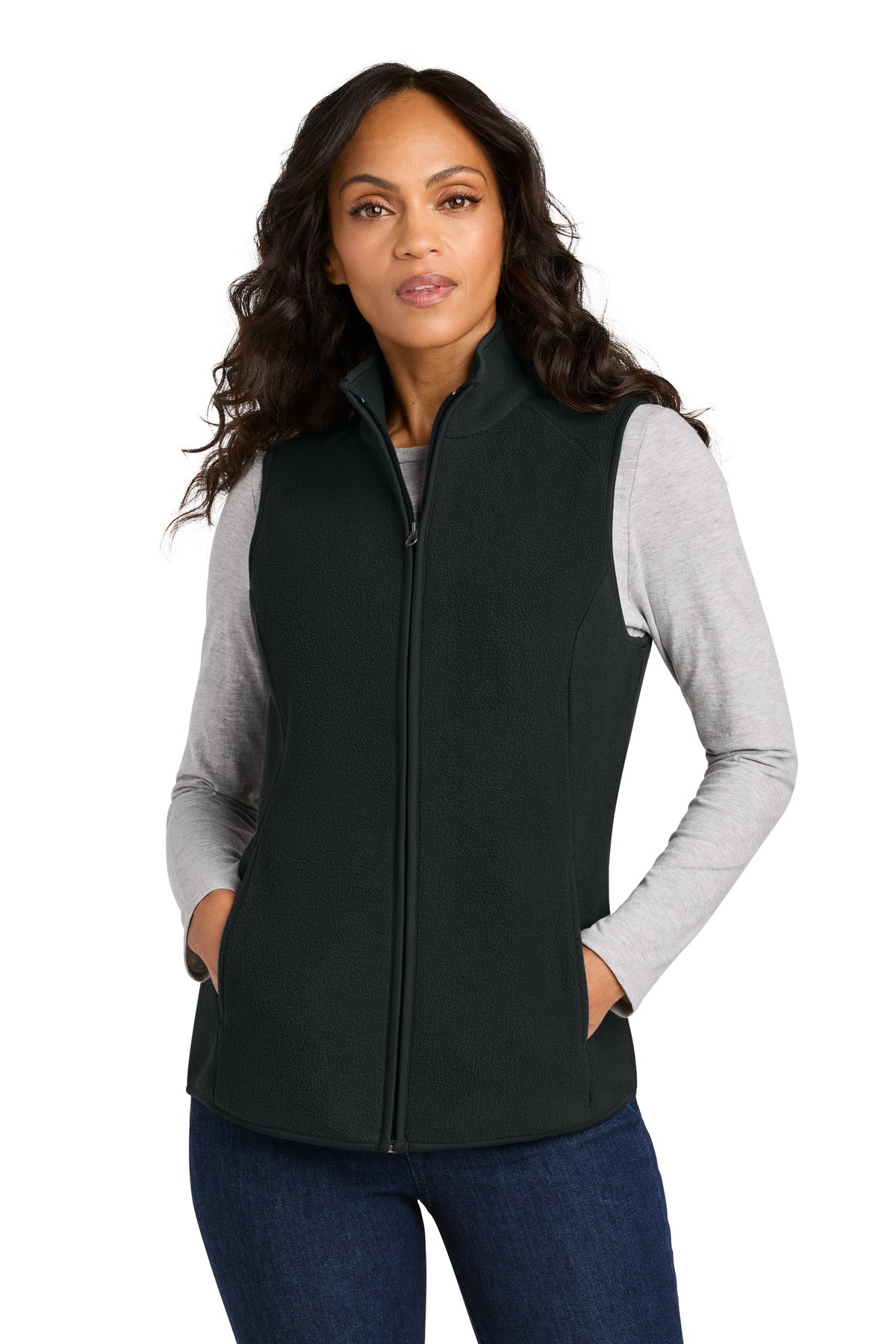 L702_deepblack_model_front.jpg