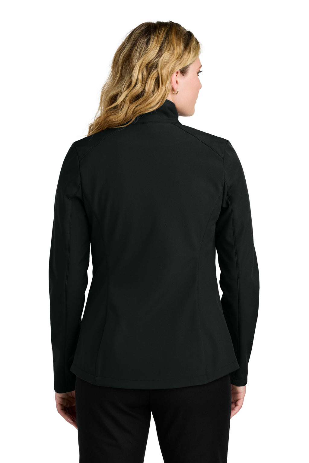 L720_deepblack_model_back.jpg