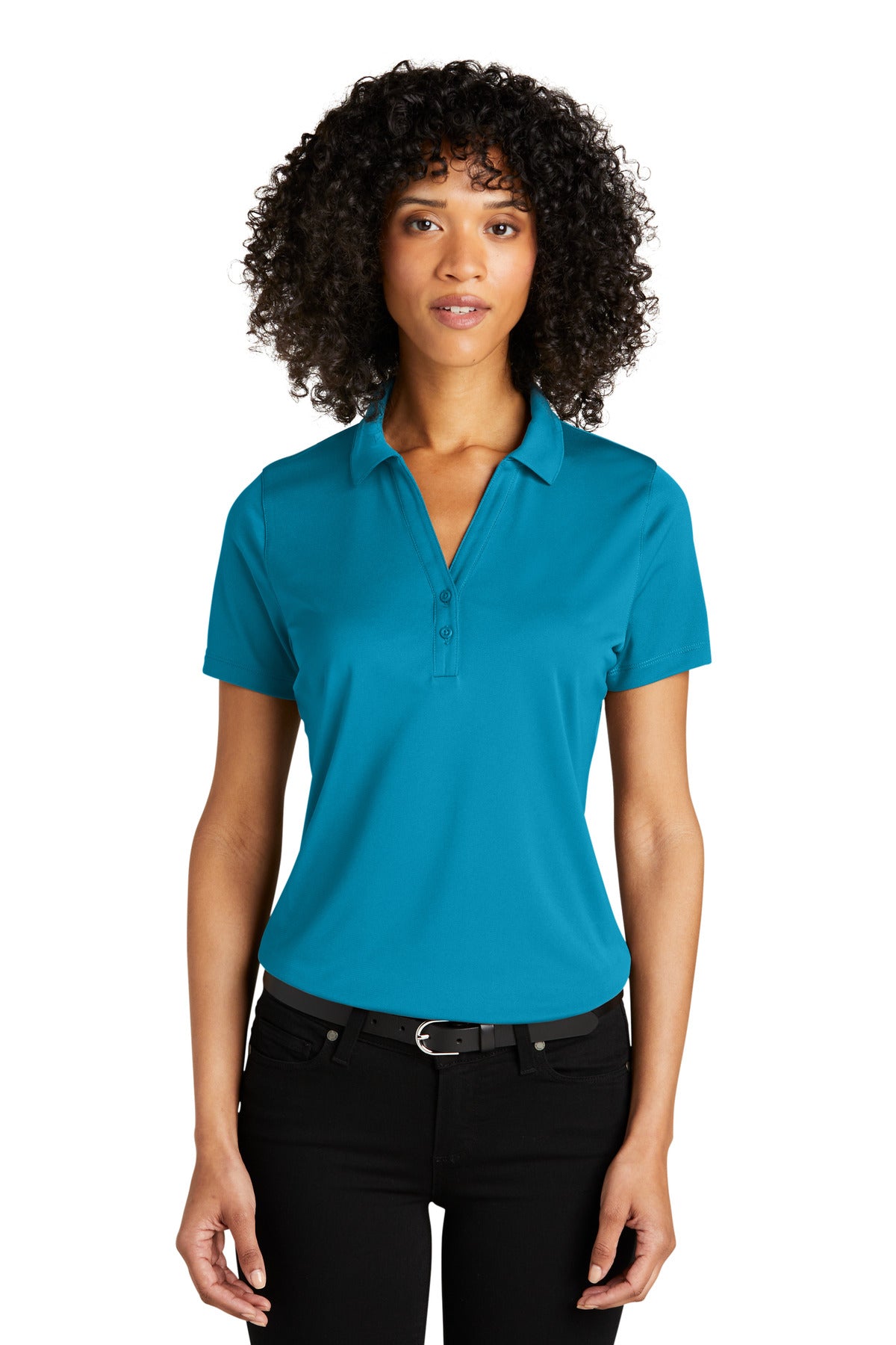 LK863_parcelblue_model_front.jpg