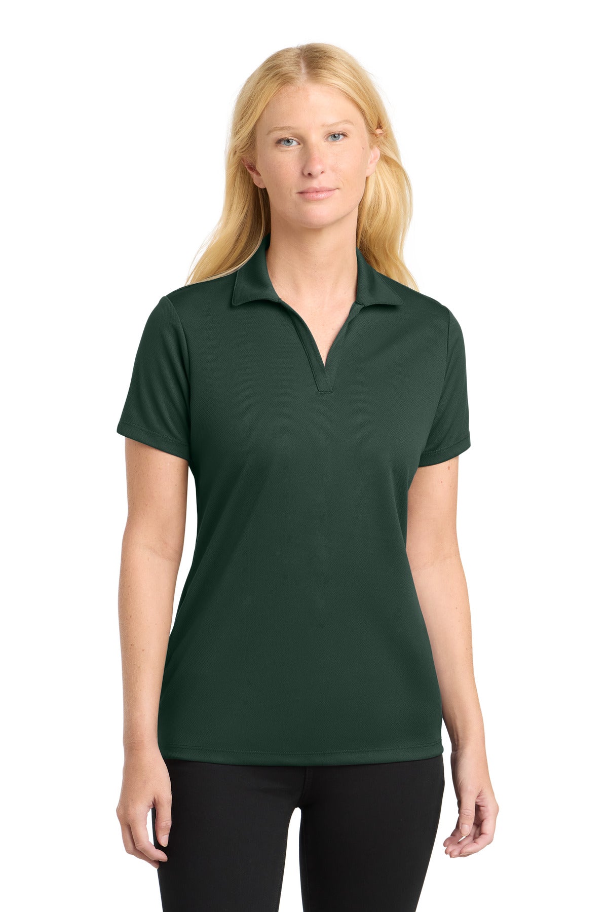 LST640_darkforestgreen_model_front.jpg