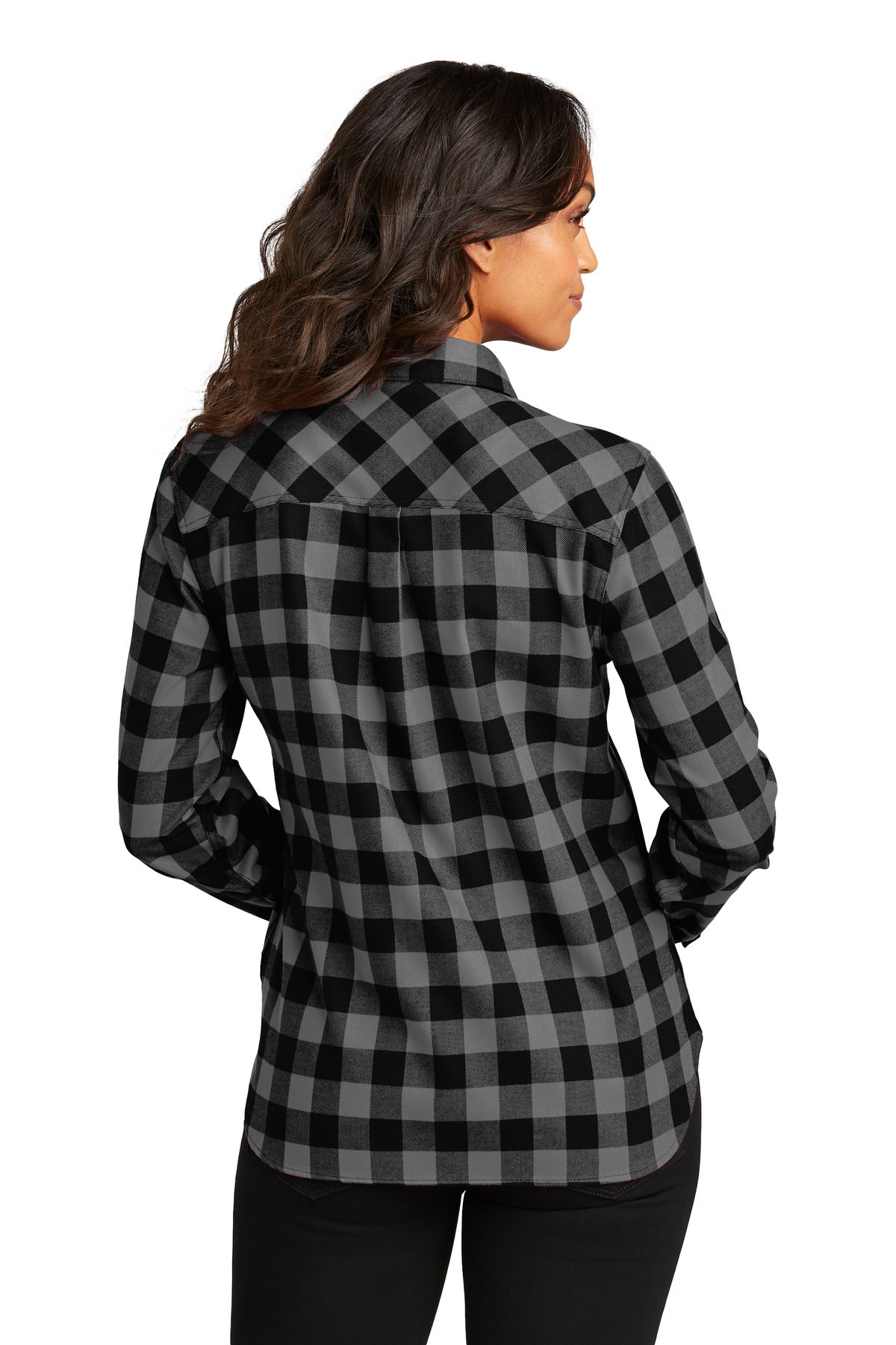 LW669_grey_blackbuffalocheck_model_back.jpg