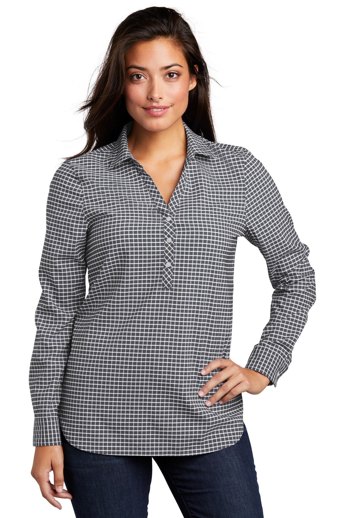 LW680_graphitewhite_model_front_112019.jpg