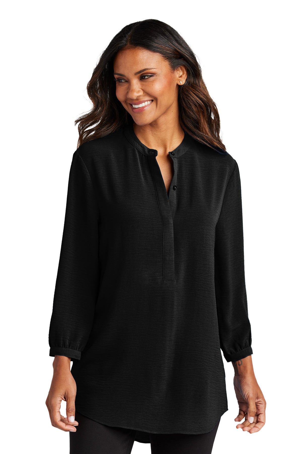 LW713_DEEPBLACK_Model_Front.jpg