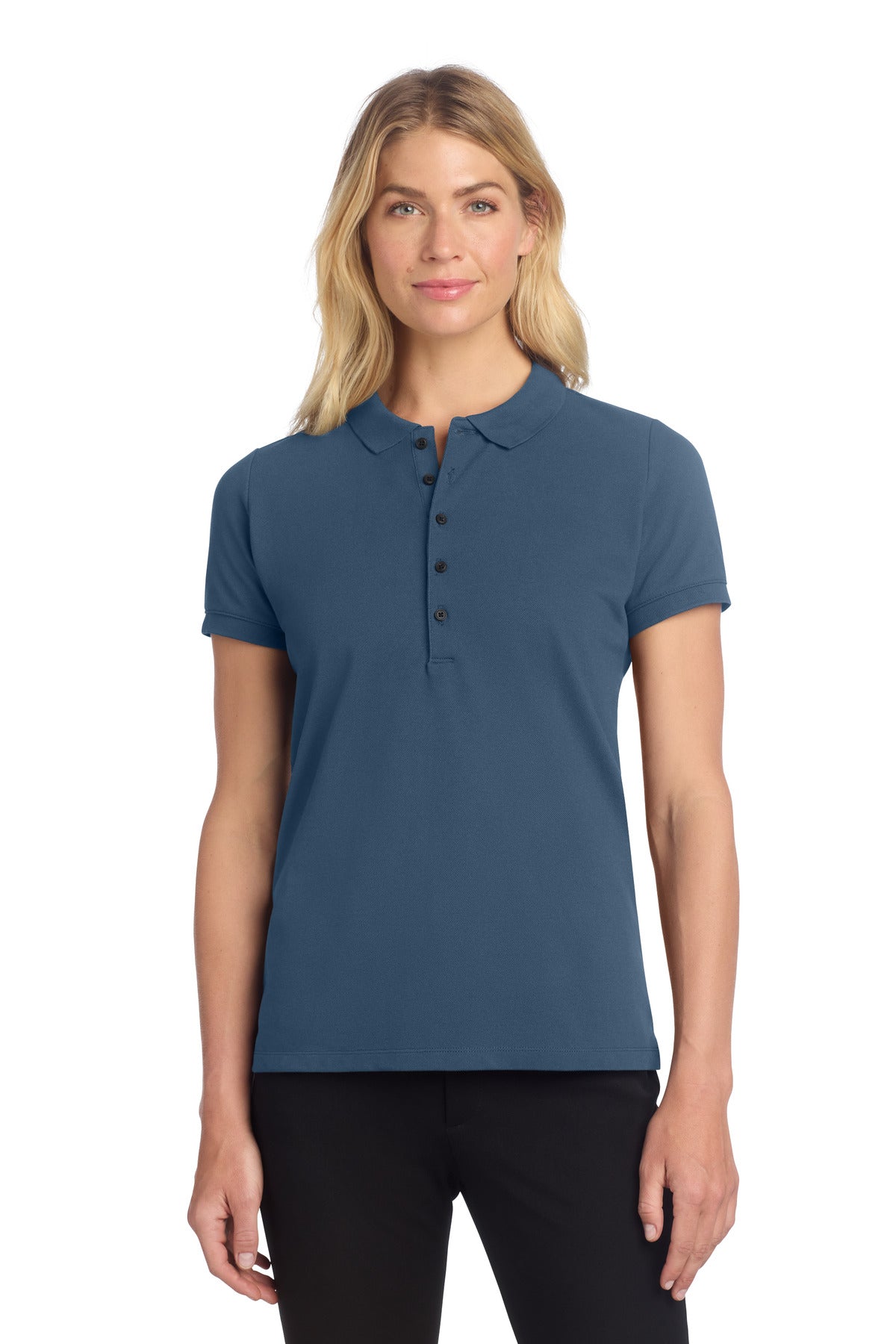 MM1001_insigniablue_model_front.jpg
