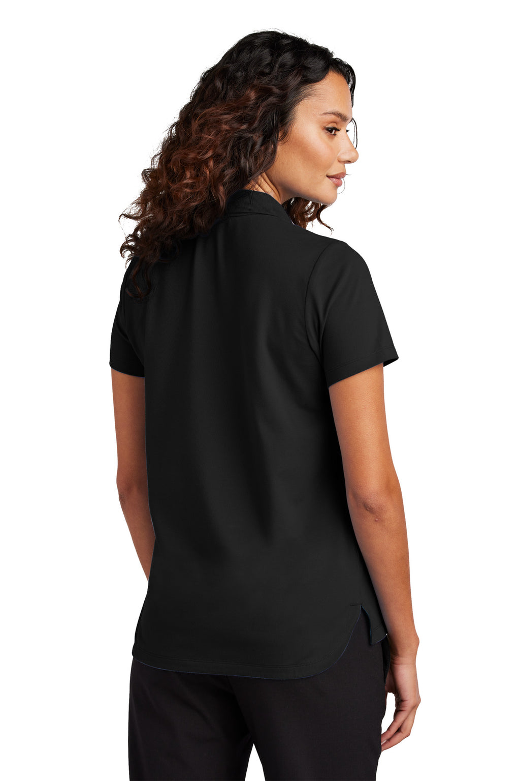 MM1005_DEEPBLACK_Model_Back.jpg