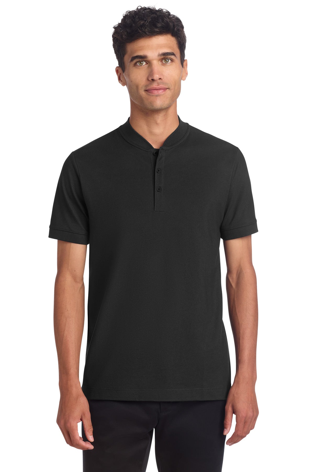 MM1008_deepblack_model_front.jpg