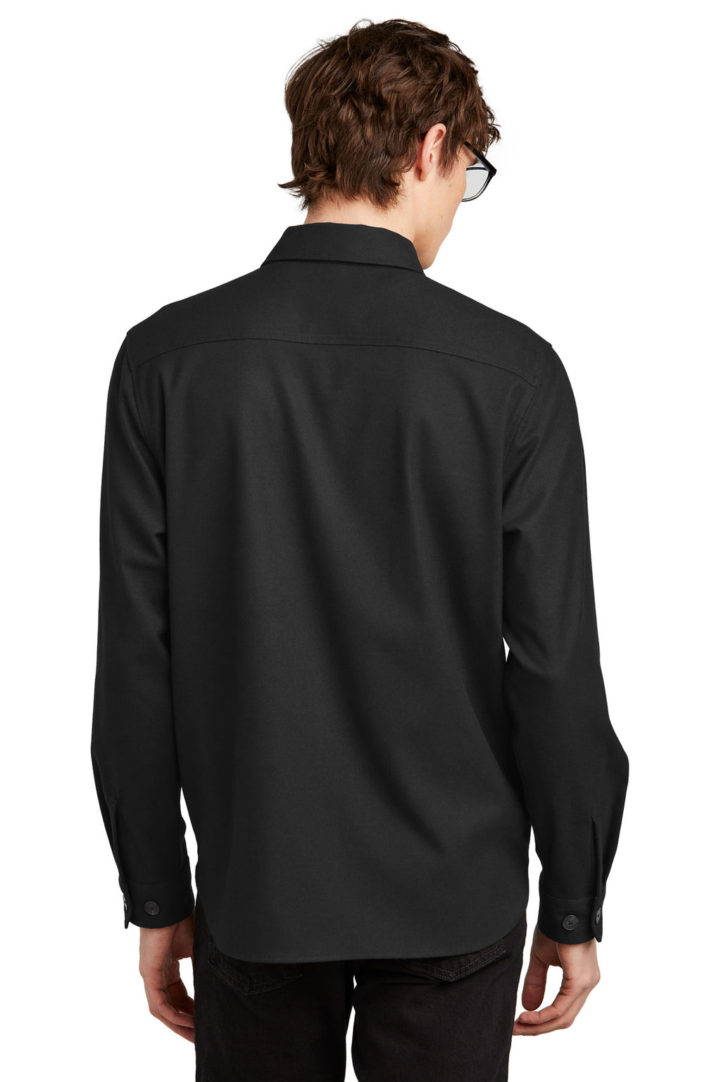 MM2020_deepblack_model_back.jpg