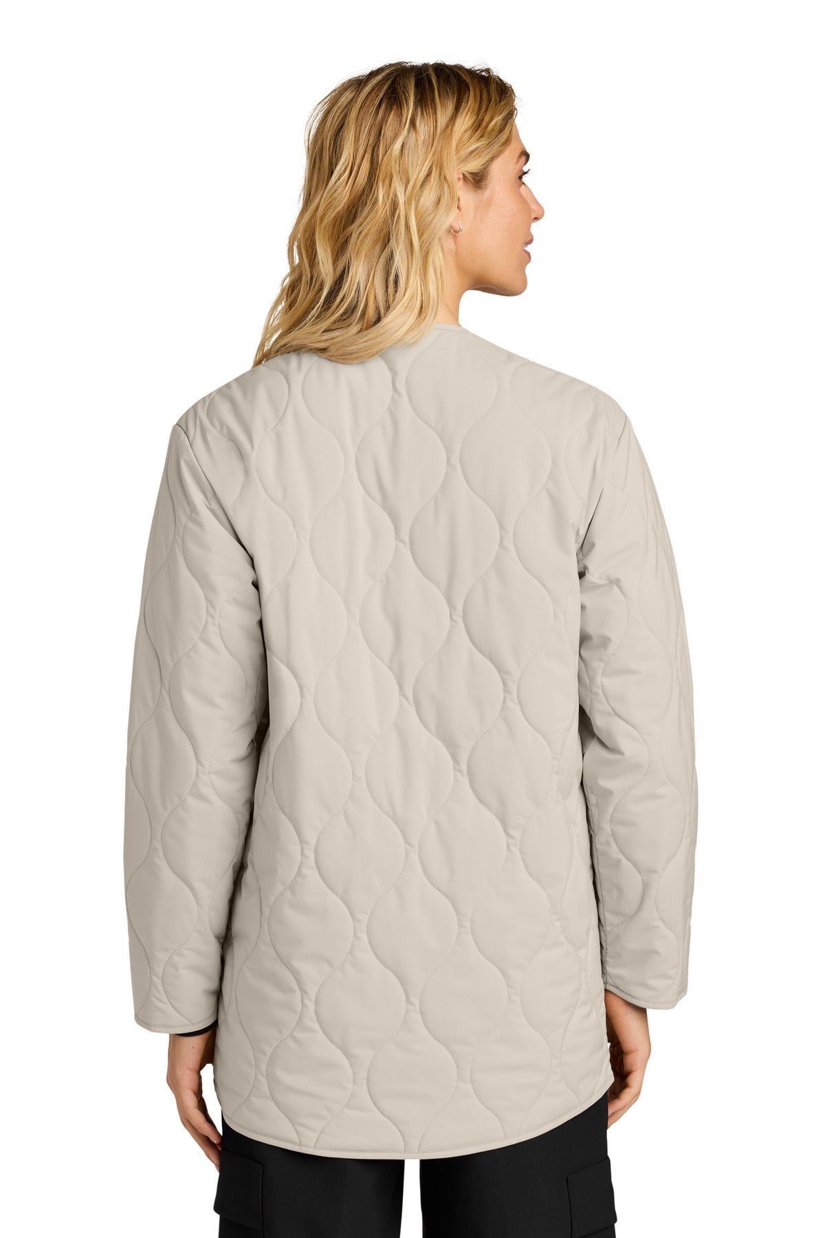 MM7203_almond_model_back.jpg
