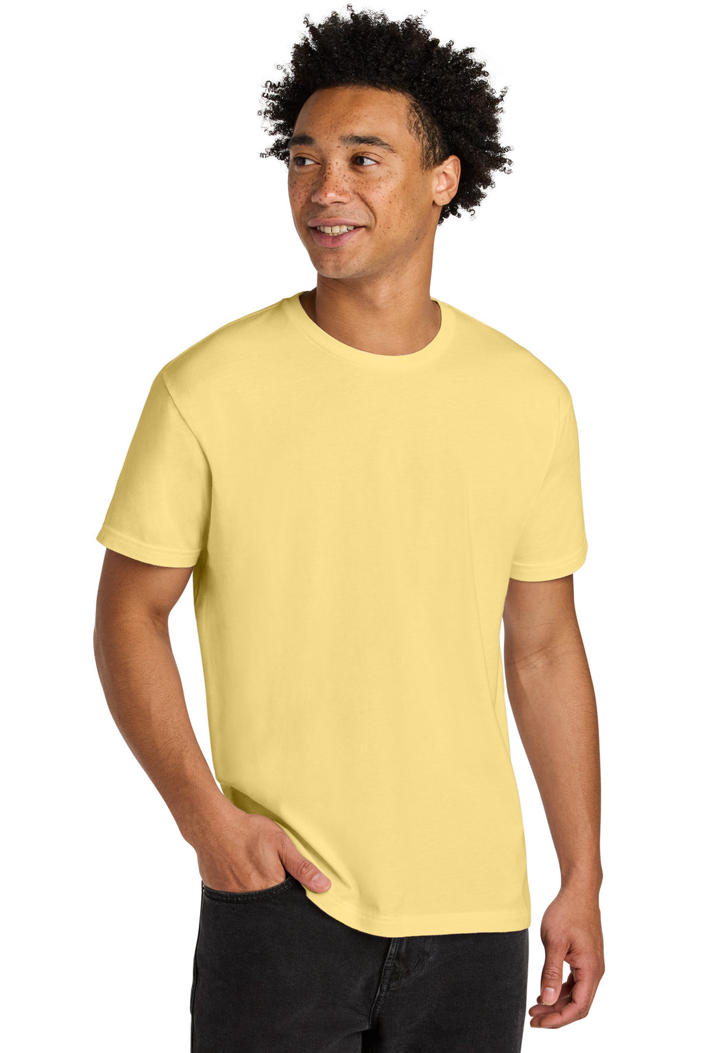 NL3600SW_washedbananacream_model_front.jpg