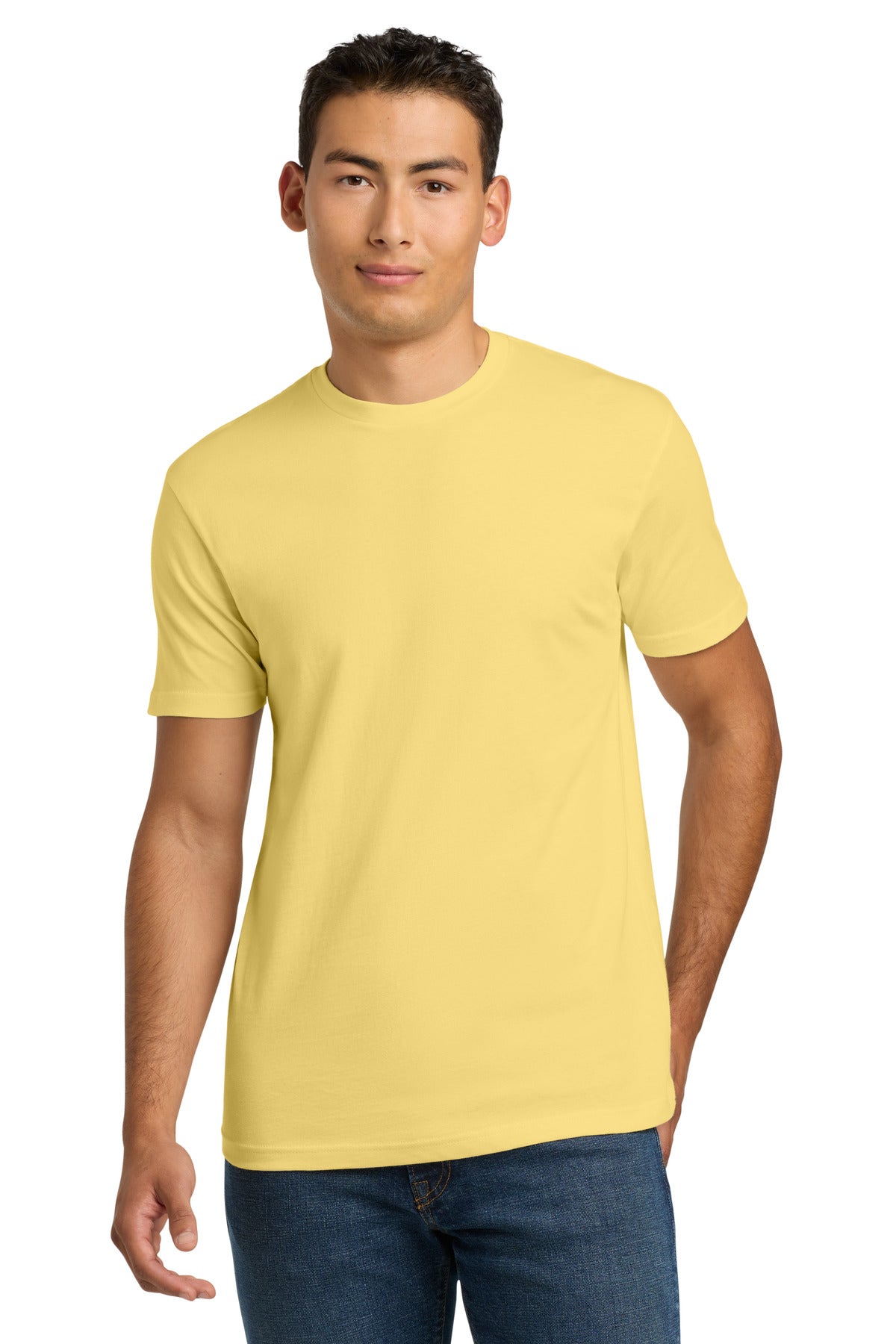 NL3600_bananacream_model_front.jpg