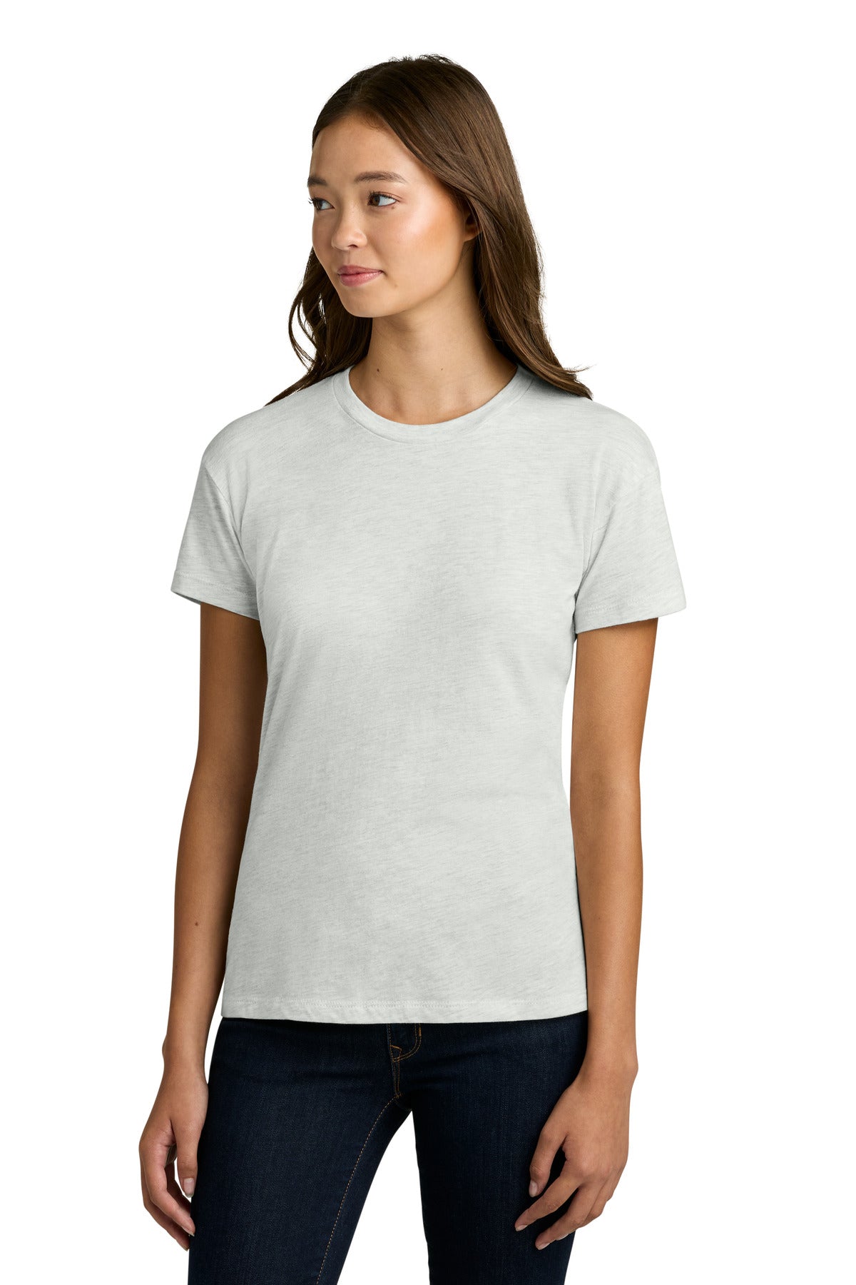 NL3910_oatmeal_model_front.jpg