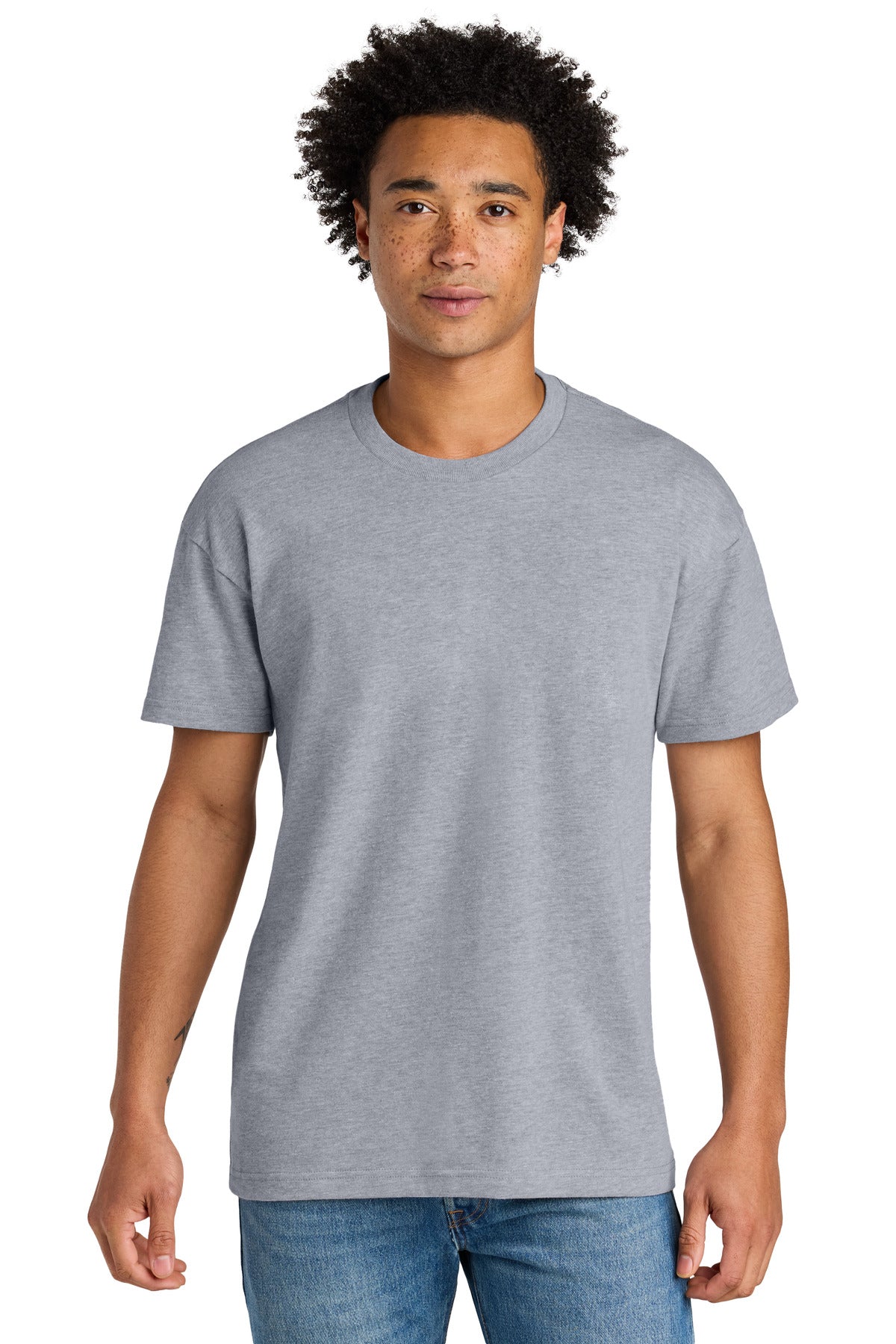 NL7200_heathergray_model_front.jpg