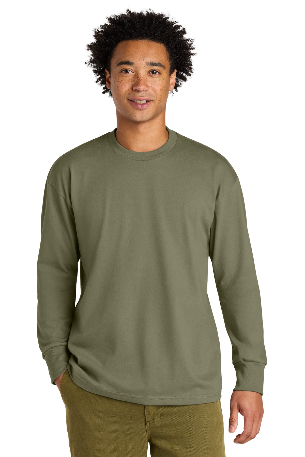 NL7211_lightolive_model_front.jpg