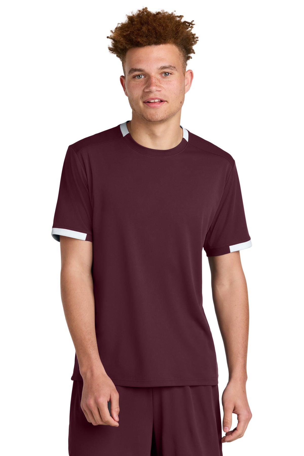 ST440_maroonwhite_model_front.jpg