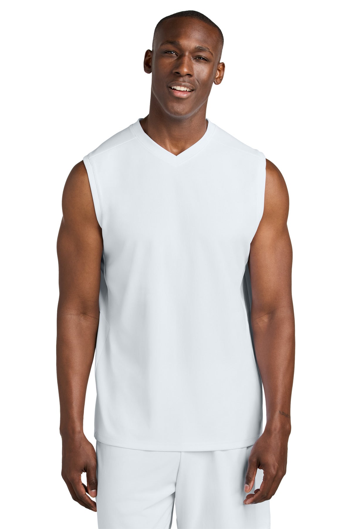 ST441_whitewhite_model_front.jpg