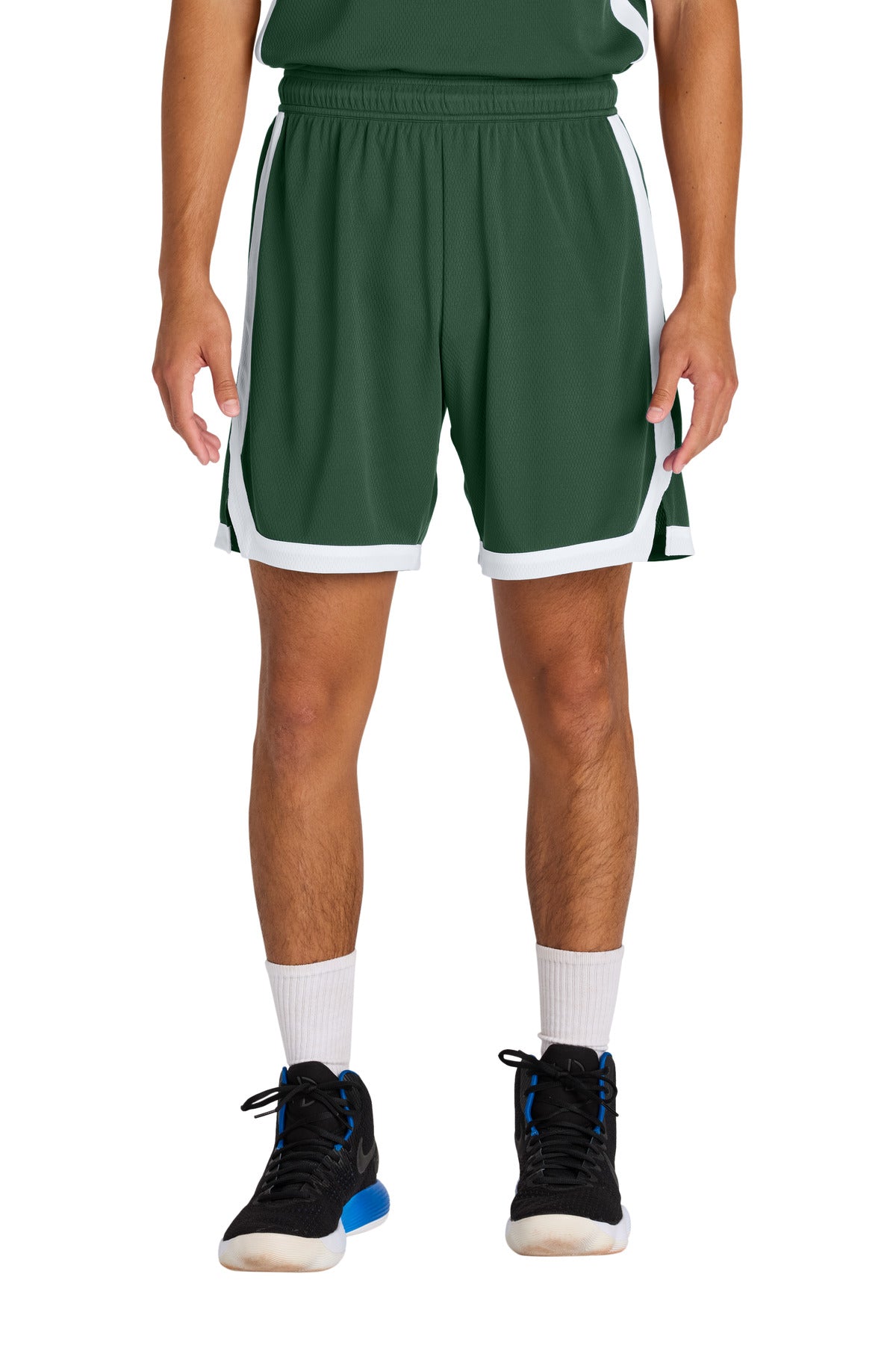 ST901_forestgreenwhite_model_front.jpg