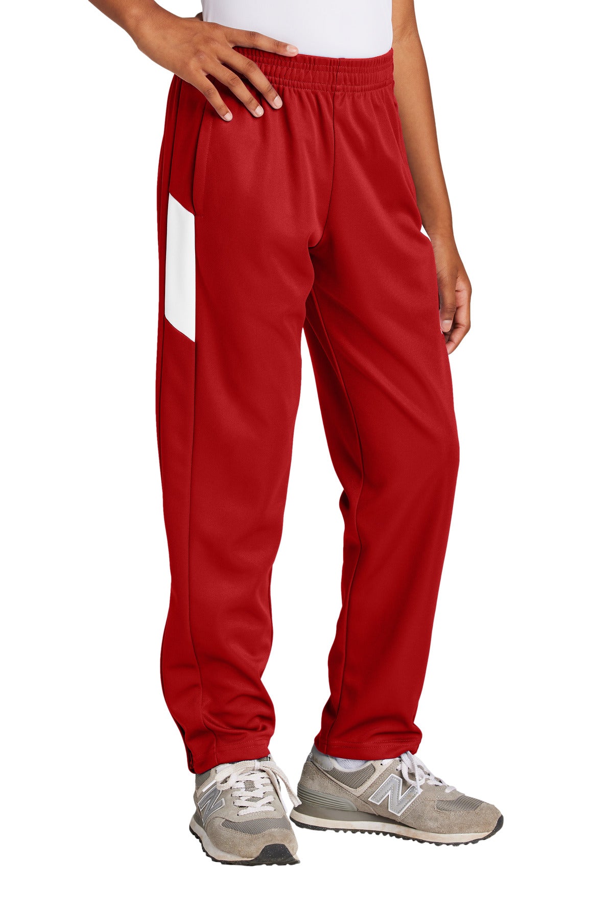 YPST800_DEEPREDWHITE_Model_Front.jpg