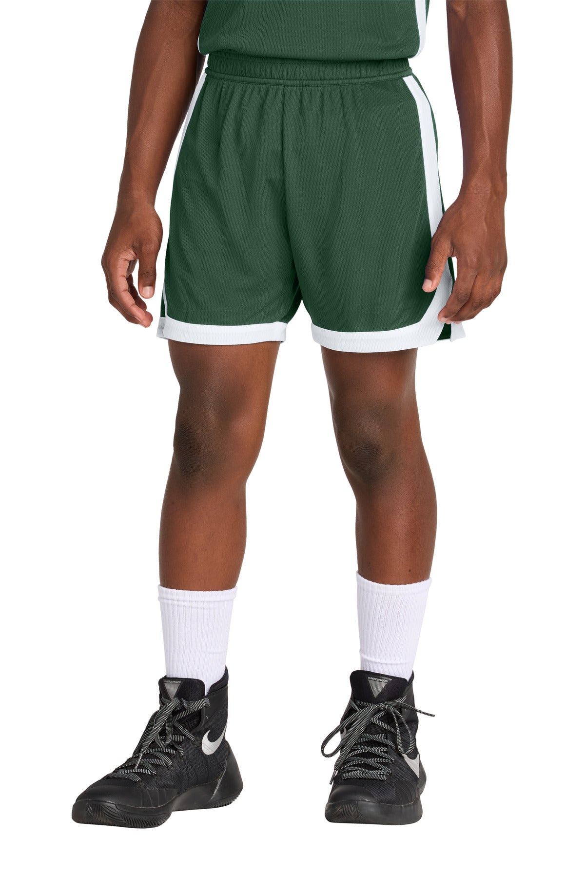 YST901_forestgreenwhite_model_front.jpg