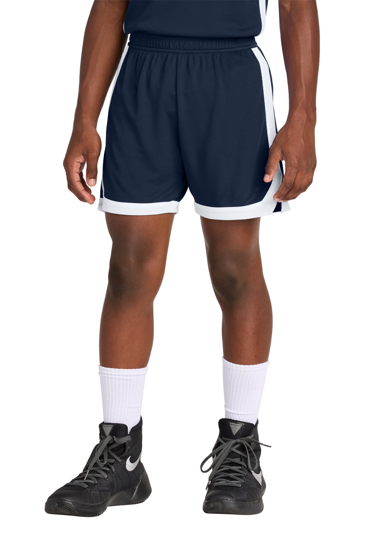 YST901_truenavywhite_model_front.jpg